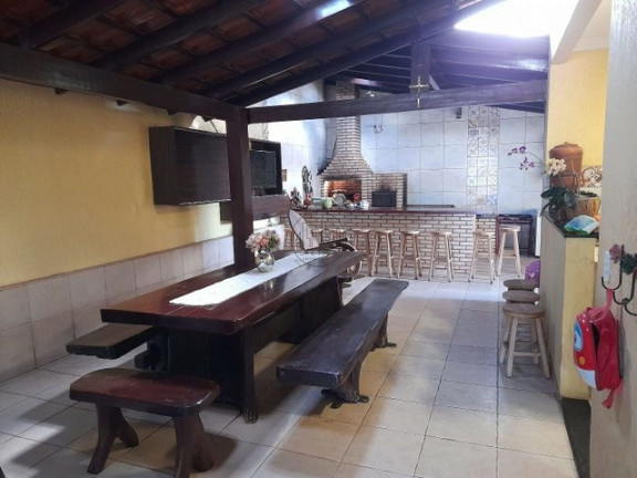 Imagem Casa com 3 Quartos à Venda, 300 m² em Riacho Fundo I - Brasília