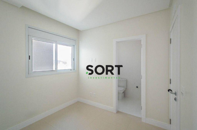 Imagem Apartamento com 4 Quartos à Venda, 146 m² em Centro - Balneário Camboriú Imagem Apartamento com 4 Quartos à Venda, 146 m² em Centro - Balneário Camboriú