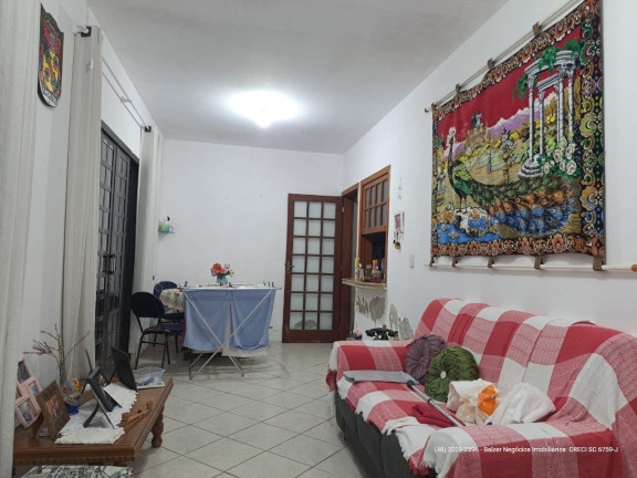 Imagem Casa com 4 Quartos à Venda, 148 m² em Itacorubi - Florianópolis