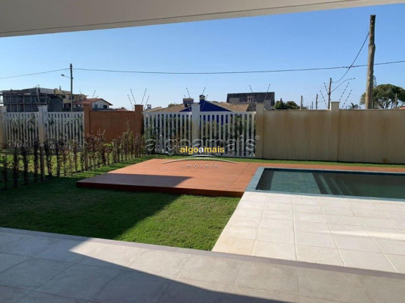 Casa com 4 Quartos à Venda, 330 m² em Condominio La Plage - Xangri-lá