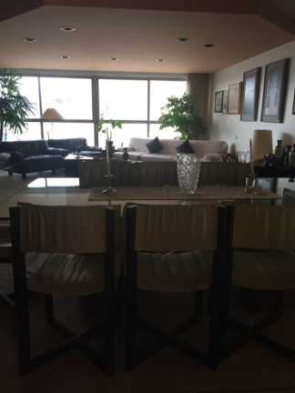 Imagem Imóvel com 3 Quartos à Venda, 250 m² em Santa Cecília - São Paulo