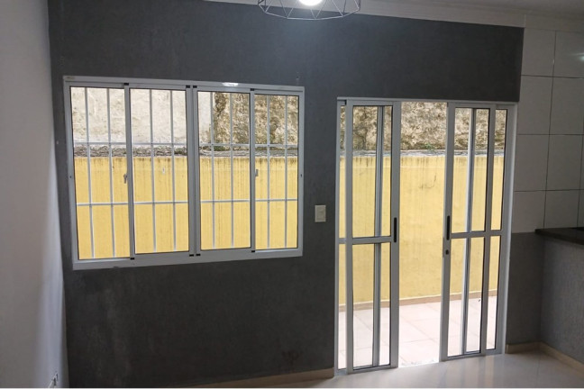 Imagem Casa com 2 Quartos para Alugar, 70 m² em Jardim Mangalot - São Paulo Imagem Casa com 2 Quartos para Alugar, 70 m² em Jardim Mangalot - São Paulo