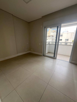 Imagem Apartamento com 2 Quartos à Venda, 75 m² em Centro - Florianópolis