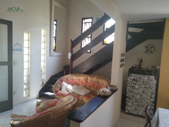 Imagem Casa com 5 Quartos à Venda, 196 m² em Uirapuru - Itapoá