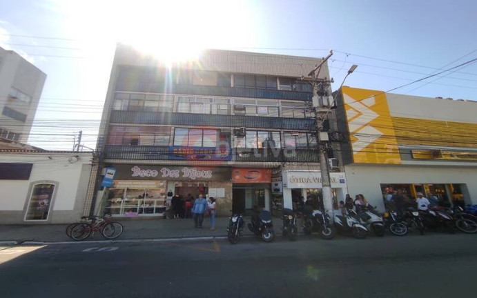 Sala Comercial à Venda, 50 m² em Centro - Cabo Frio
