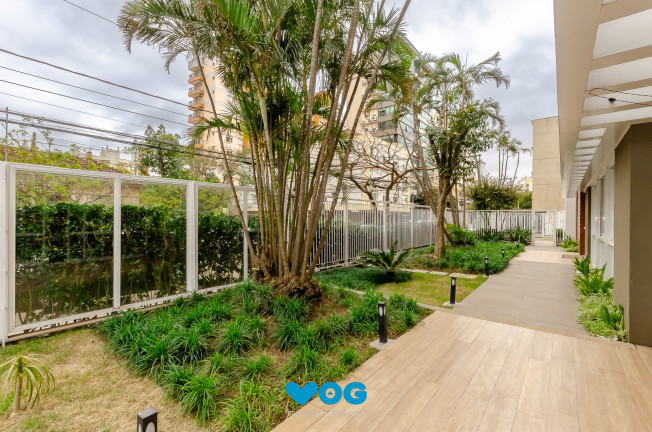 Imagem Imóvel com 2 Quartos à Venda, 86 m² em Menino Deus - Porto Alegre Imagem Imóvel com 2 Quartos à Venda, 86 m² em Menino Deus - Porto Alegre