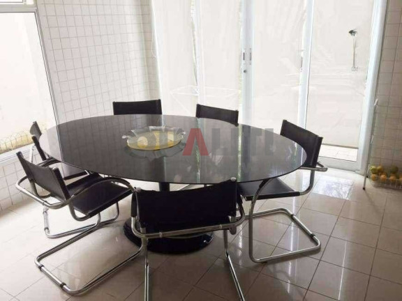 Imagem Sobrado com 6 Quartos à Venda, 600 m² em Moema - São Paulo Imagem Sobrado com 6 Quartos à Venda, 600 m² em Moema - São Paulo