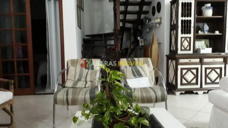 Imagem Casa com 4 Quartos à Venda, 484 m² em Centro - Bertioga