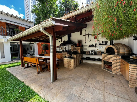 Casa com 4 Quartos para Alugar, 400 m² em Brooklin  - São Paulo