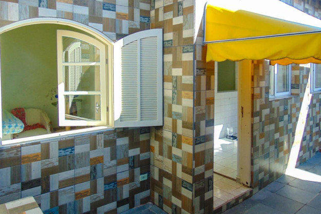 Imagem Casa com 3 Quartos à Venda, 280 m² em Guaiuba - Guarujá Imagem Casa com 3 Quartos à Venda, 280 m² em Guaiuba - Guarujá