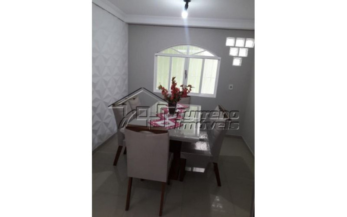 Foto do imóvel Casa com 3 Quartos à Venda, 260 m² em Jardim Das Indústrias - São José Dos Campos
