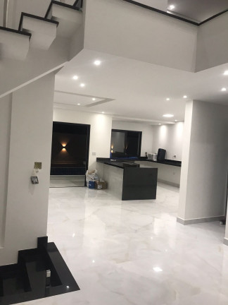 Imagem Sobrado com 4 Quartos à Venda, 331 m² em Suru - Santana De Parnaíba