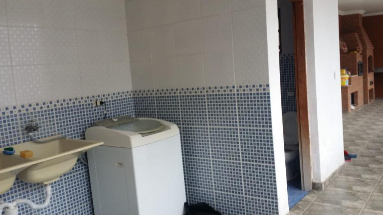 Imagem Sobrado com 3 Quartos à Venda, 250 m² em Jardim Carlos Cooper - Suzano Imagem Sobrado com 3 Quartos à Venda, 250 m² em Jardim Carlos Cooper - Suzano