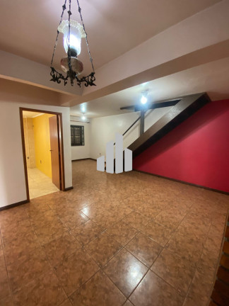 Imagem Casa com 3 Quartos à Venda, 260 m² em Guarujá - Porto Alegre