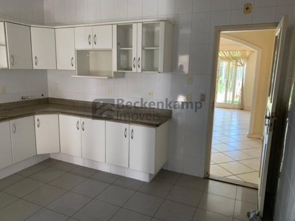 Imagem Casa com 3 Quartos à Venda, em Jardim Amália - Volta Redonda Imagem Casa com 3 Quartos à Venda, em Jardim Amália - Volta Redonda