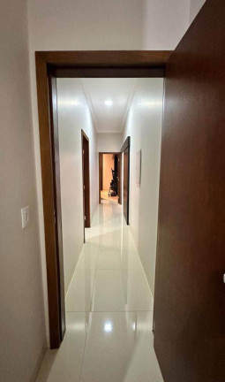 Imagem Casa com 3 Quartos à Venda, 206 m² em Buritis - Tangará Da Serra Imagem Casa com 3 Quartos à Venda, 206 m² em Buritis - Tangará Da Serra