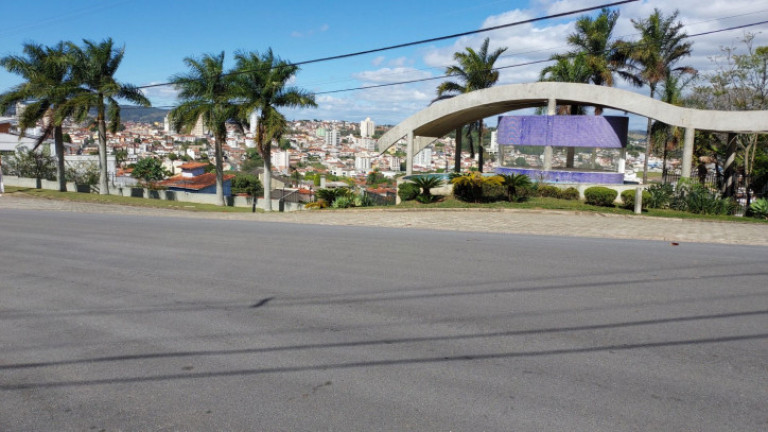 Imagem Terreno à Venda, 523 m² em Jardim América - Bragança Paulista Imagem Terreno à Venda, 523 m² em Jardim América - Bragança Paulista