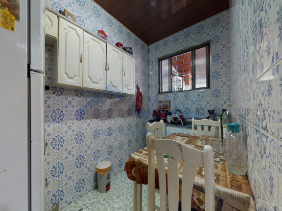 Imagem Sobrado com 2 Quartos à Venda,  em Sarandi - Porto Alegre