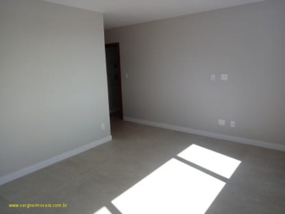 Imagem Imóvel com 5 Quartos à Venda, 349 m² em Mata De São João - Salvador Imagem Imóvel com 5 Quartos à Venda, 349 m² em Mata De São João - Salvador