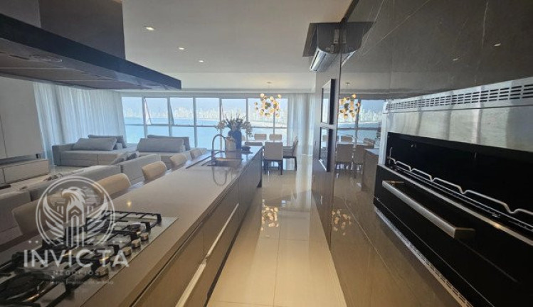 Imagem Apartamento com 5 Quartos à Venda, 283 m² em Pioneiros - Balneário Camboriú Imagem Apartamento com 5 Quartos à Venda, 283 m² em Pioneiros - Balneário Camboriú