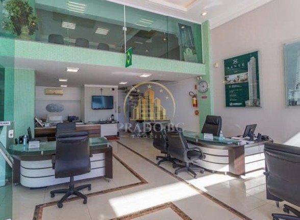 Imagem Sala Comercial à Venda, 128 m² em Centro - Balneário Camboriú Imagem Sala Comercial à Venda, 128 m² em Centro - Balneário Camboriú