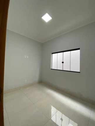 Imagem Casa com 3 Quartos à Venda, 104 m² em Loteamento Residencial Verona - Anápolis