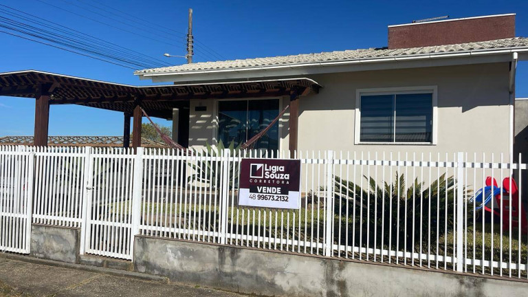 Casa com 2 Quartos à Venda, 70 m² em Centro - Balneário Rincão