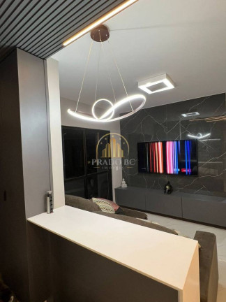 Imagem Apartamento com 3 Quartos à Venda, 125 m² em Centro - Balneário Camboriú Imagem Apartamento com 3 Quartos à Venda, 125 m² em Centro - Balneário Camboriú
