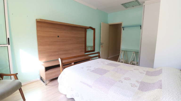 Imagem Sobrado com 4 Quartos à Venda, 199 m² em Vila Paulicéia - São Paulo