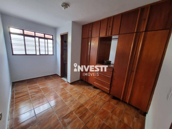 Imagem Casa com 4 Quartos à Venda, 210 m² em Setor Leste Vila Nova - Goiânia Imagem Casa com 4 Quartos à Venda, 210 m² em Setor Leste Vila Nova - Goiânia