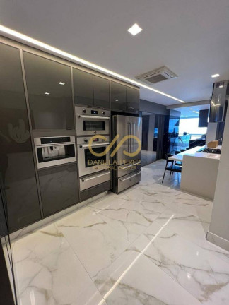 Imagem Apartamento com 4 Quartos à Venda, 250 m² em Canto Do Forte - Praia Grande