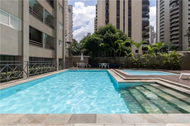 Imagem Apartamento com 2 Quartos à Venda, 56 m² em Moema - São Paulo Imagem Apartamento com 2 Quartos à Venda, 56 m² em Moema - São Paulo