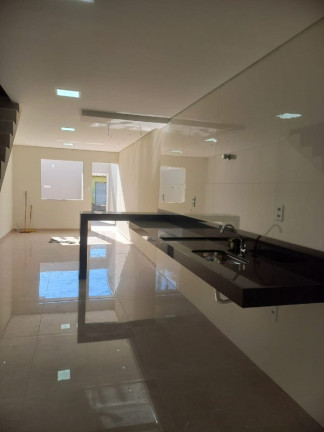 Imagem Imóvel com 2 Quartos à Venda, 74 m² em Lagoa - Belo Horizonte Imagem Imóvel com 2 Quartos à Venda, 74 m² em Lagoa - Belo Horizonte