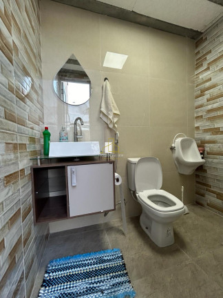 Imagem Casa com 3 Quartos à Venda, 200 m² em Barcelona - Serra