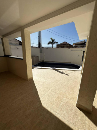 Imagem Casa com 3 Quartos à Venda, 160 m² em Solemar - Praia Grande Imagem Casa com 3 Quartos à Venda, 160 m² em Solemar - Praia Grande