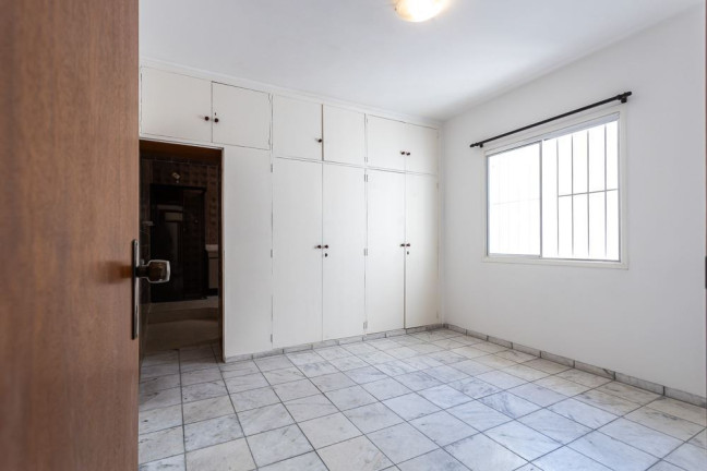 Imagem Casa com 4 Quartos à Venda, em Chácara Santo Antônio (zona Sul) - São Paulo Imagem Casa com 4 Quartos à Venda, em Chácara Santo Antônio (zona Sul) - São Paulo