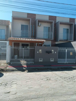 Casa com 2 Quartos à Venda, 75 m² em Feller - Tijucas