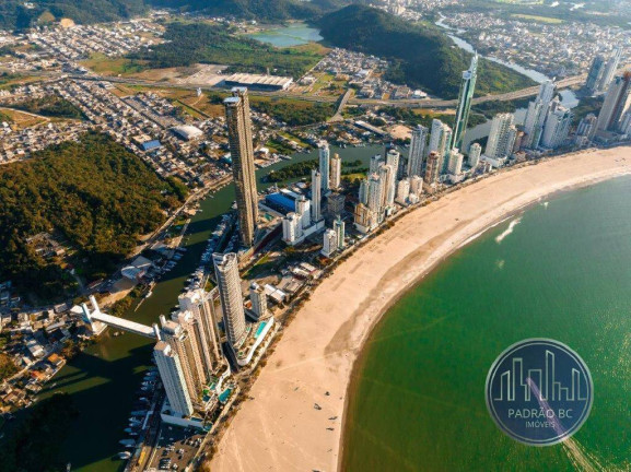 Imagem Apartamento com 4 Quartos à Venda, 261 m² em Centro - Balneário Camboriú Imagem Apartamento com 4 Quartos à Venda, 261 m² em Centro - Balneário Camboriú