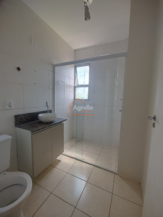 Imagem Imóvel com 2 Quartos à Venda, 65 m² em Condomínio Elias Moysés - Mogi Mirim Imagem Imóvel com 2 Quartos à Venda, 65 m² em Condomínio Elias Moysés - Mogi Mirim