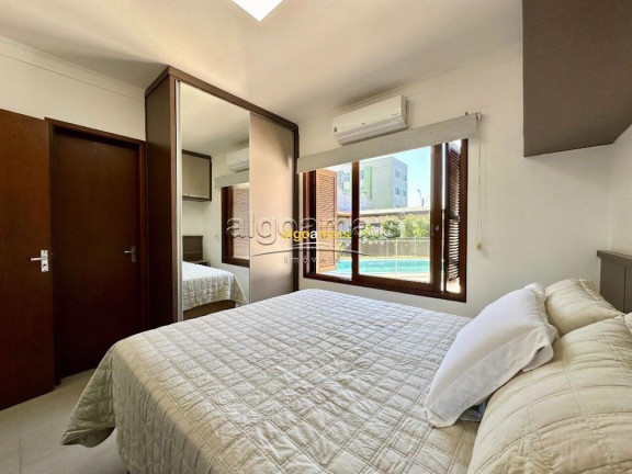 Casa com 4 Quartos à Venda, 600 m² em Centro - Xangri-lá