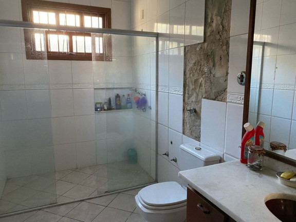 Imagem Casa com 4 Quartos à Venda, 315 m² em Tristeza - Porto Alegre Imagem Casa com 4 Quartos à Venda, 315 m² em Tristeza - Porto Alegre