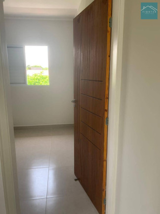 Imagem Casa com 2 Quartos à Venda, 96 m²