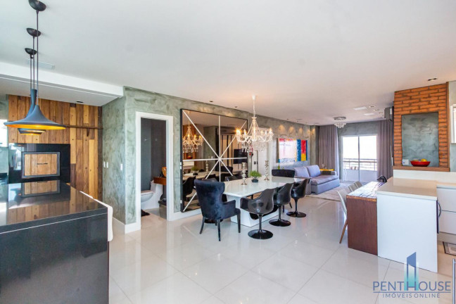 Imagem Apartamento com 3 Quartos à Venda, 124 m² em Centro - Balneário Camboriú