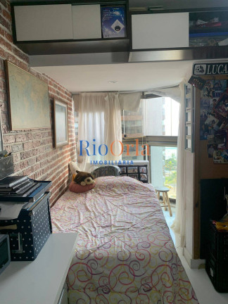 Imagem Apartamento com 4 Quartos à Venda, 146 m² em Barra Da Tijuca - Rio De Janeiro