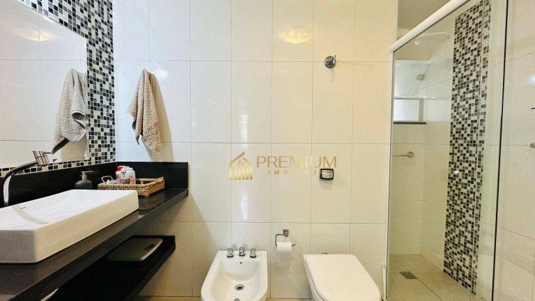 Imagem Imóvel com 3 Quartos à Venda, 110 m² em Vila Adyana - São José Dos Campos
