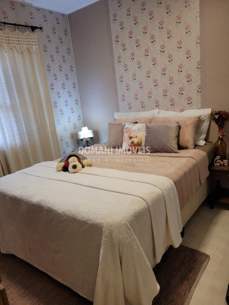 Imagem Casa com 4 Quartos à Venda, 160 m² em Região Da Abernéssia - Campos Do Jordão