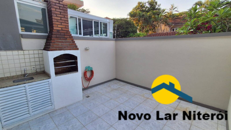Imagem Casa com 2 Quartos à Venda, 130 m² em São Francisco - Niterói Imagem Casa com 2 Quartos à Venda, 130 m² em São Francisco - Niterói