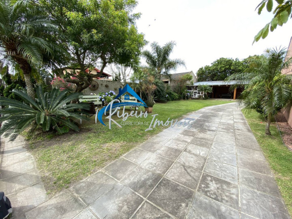 Imagem Casa com 4 Quartos à Venda, 270 m² em Centro - Imbé