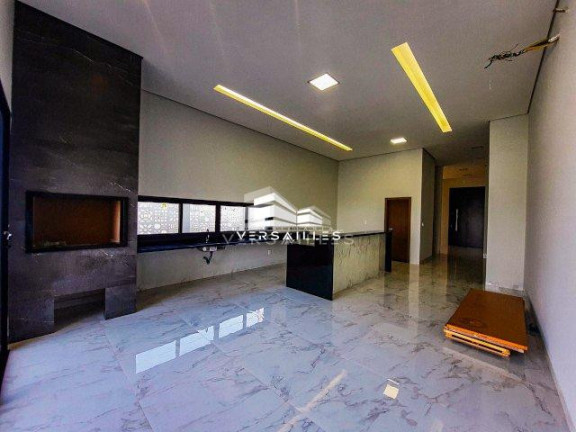 Imagem Casa com 3 Quartos à Venda, 230 m² em Aeroclube - Porto Velho