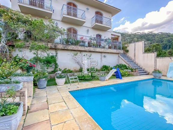 Imagem Casa com 3 Quartos à Venda, 146 m² em Vale Do Paraíso - Teresópolis Imagem Casa com 3 Quartos à Venda, 146 m² em Vale Do Paraíso - Teresópolis
